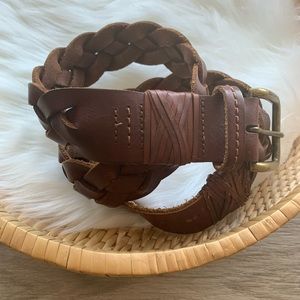 Abercrombie soft leather braided belt sz Med